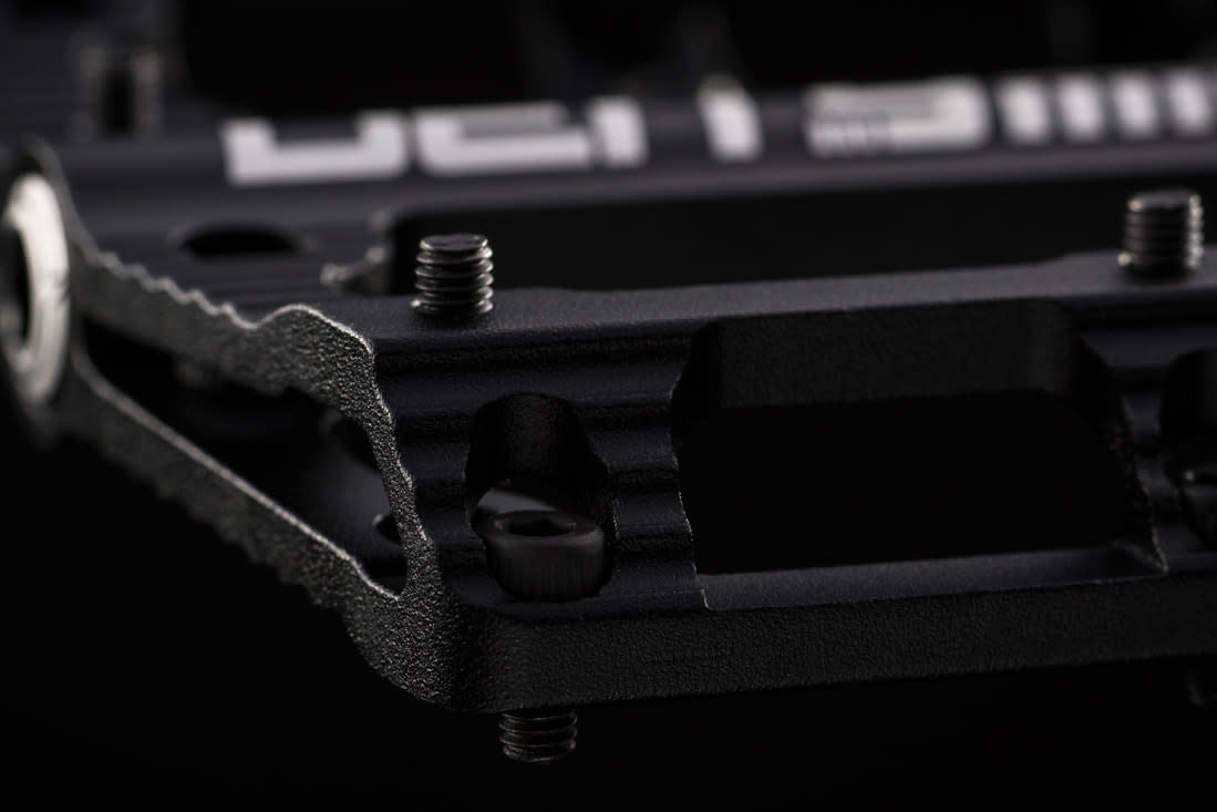 Deity Pedal - Black Kat