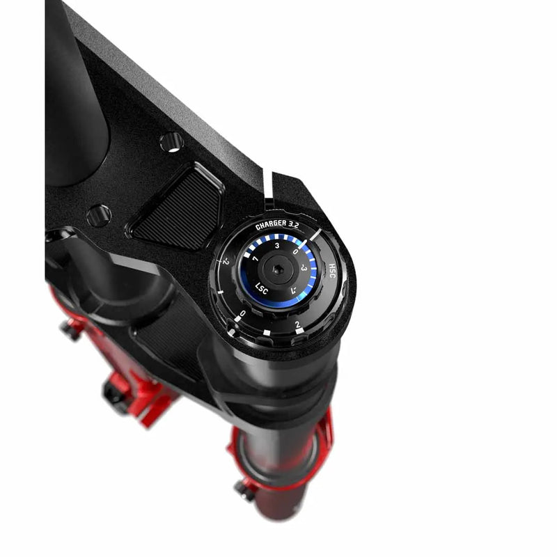 Load image into Gallery viewer, Rockshox Boxxer Ultimate Charger 3.2 RC2 - 29" - Gloss Red
