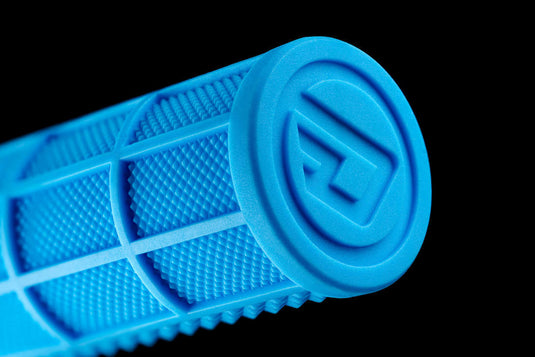 Deity Grips - Megattack